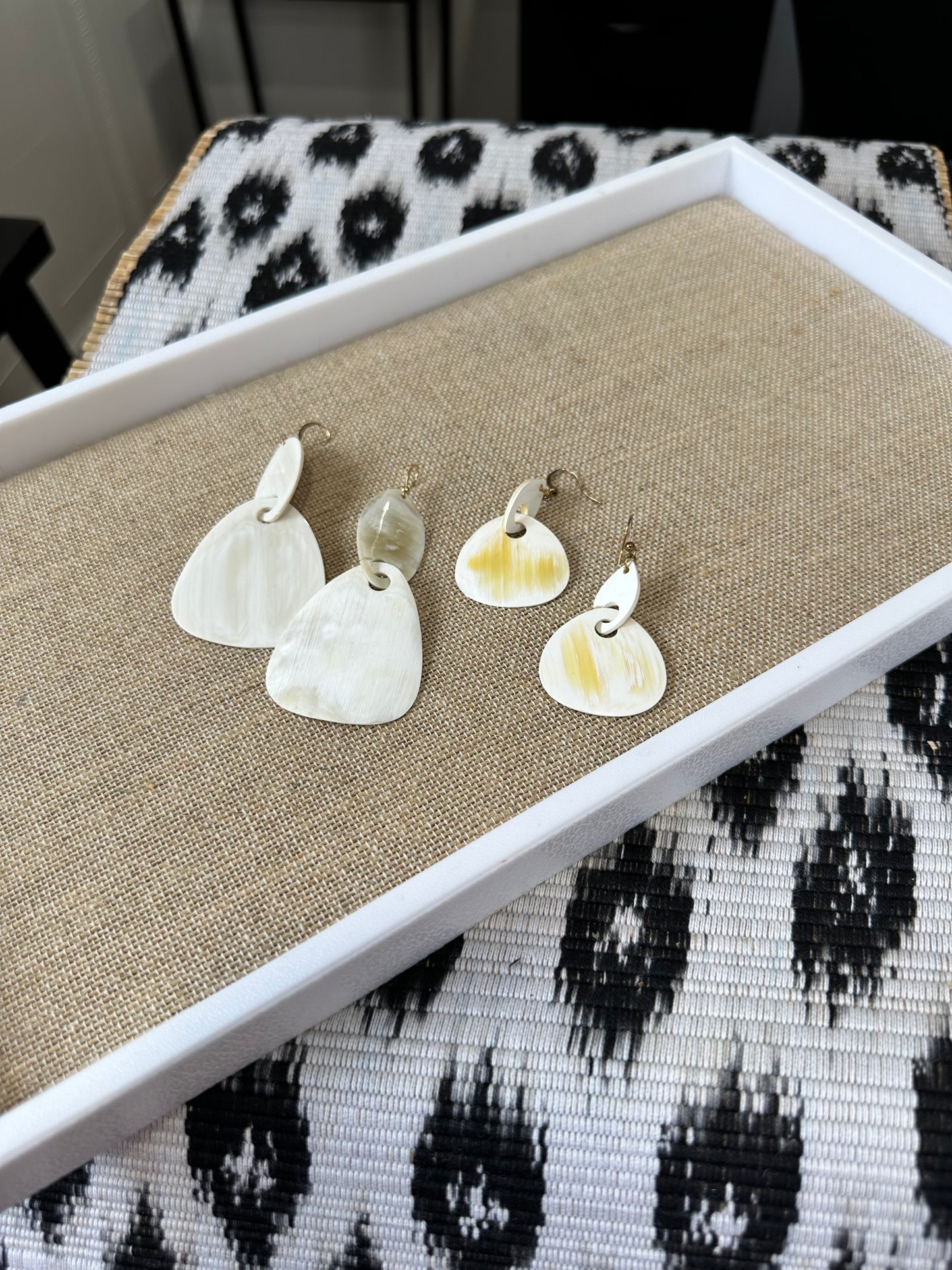 Tugee Earrings {mini}