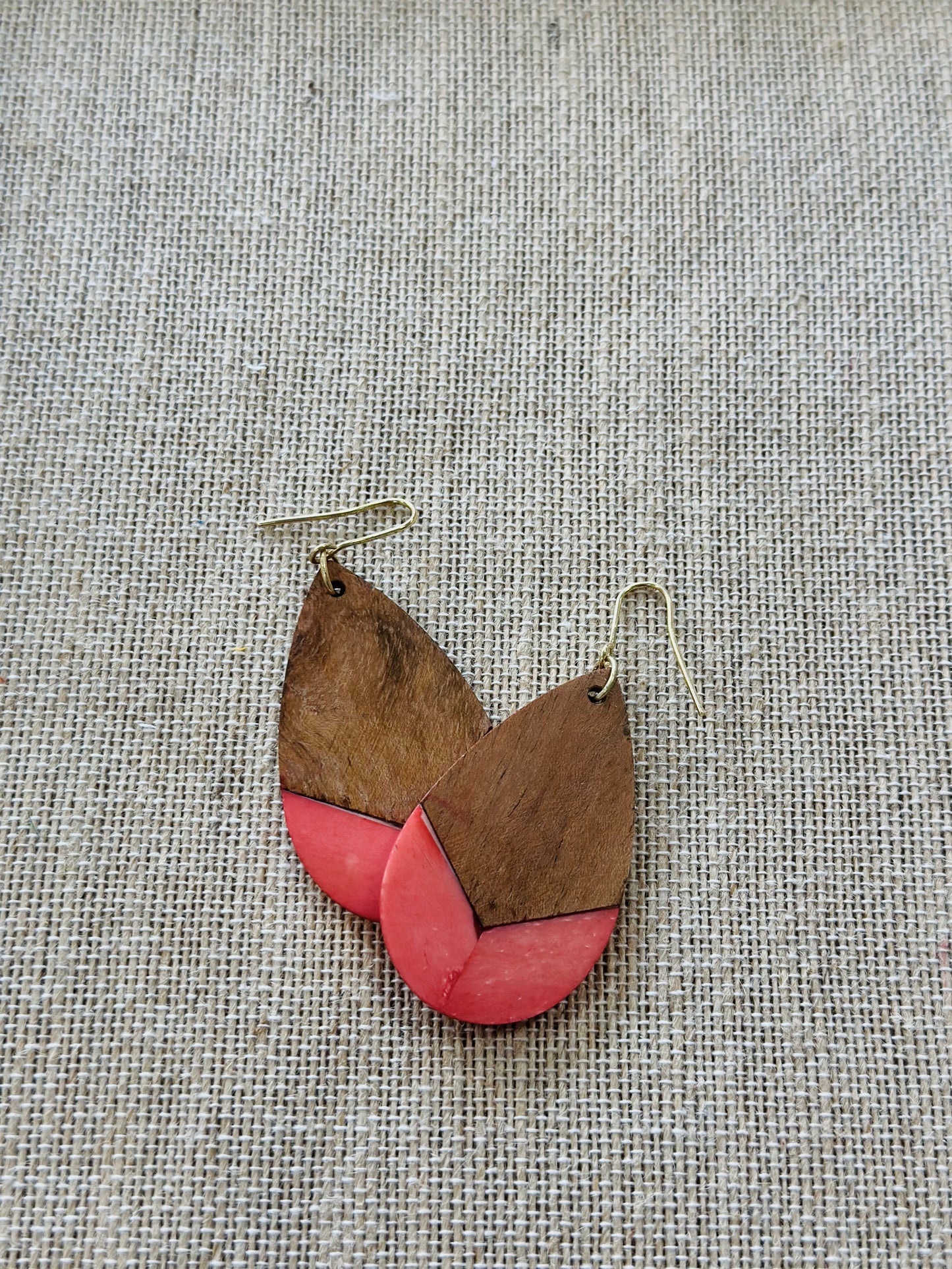 Kiyara Teardrops {coral}
