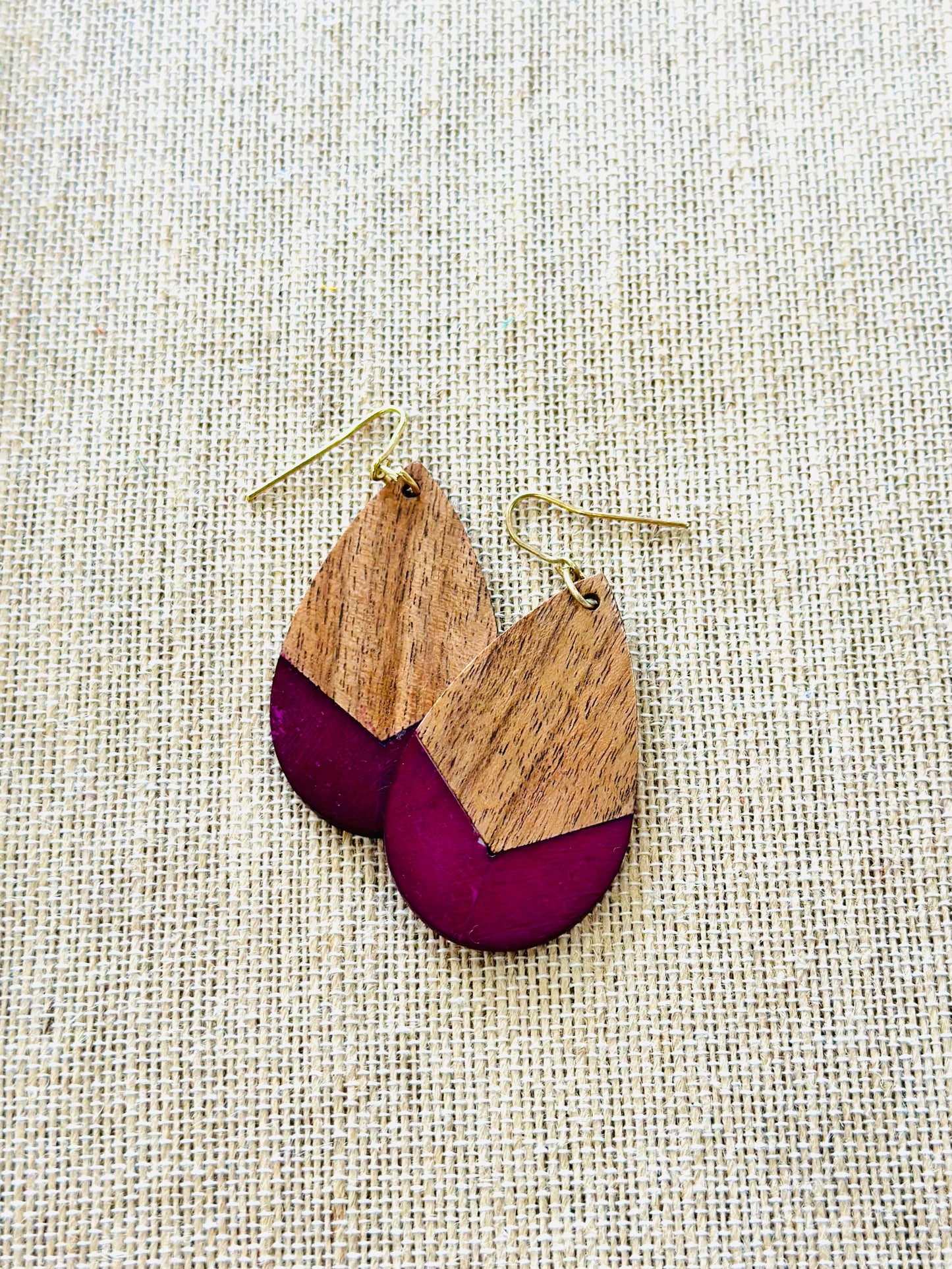 Kiyara Teardrops {berry}