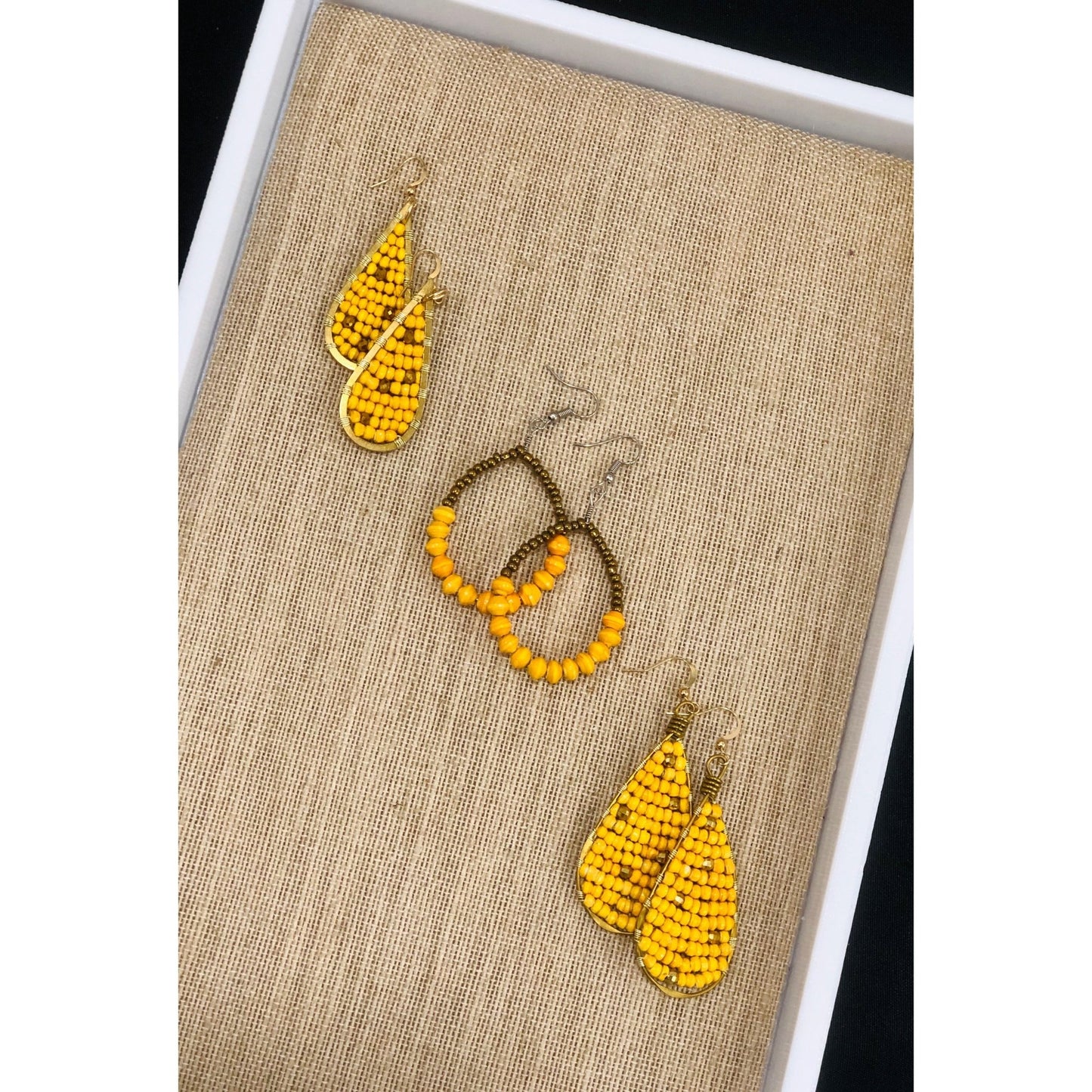 Plump Petal Earrings - Global Hues Market