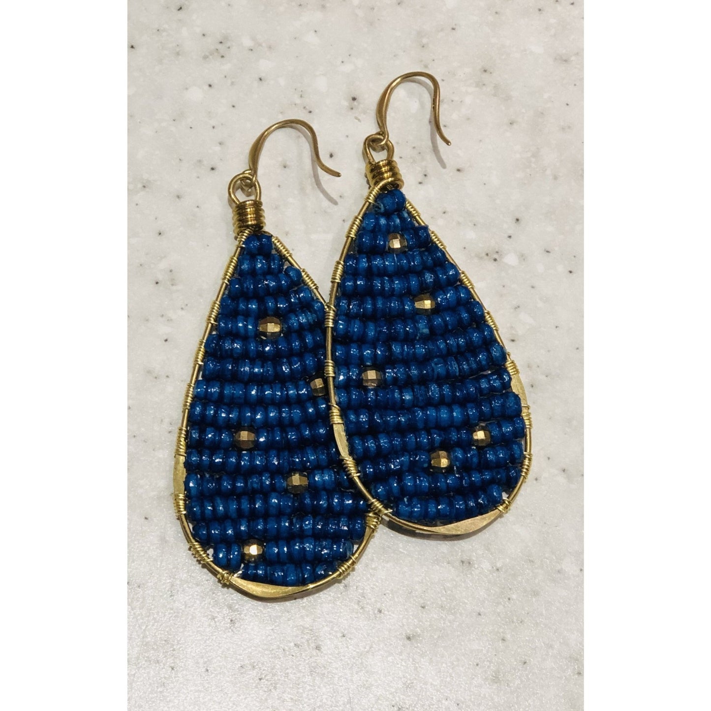Plump Petal Earrings - Global Hues Market