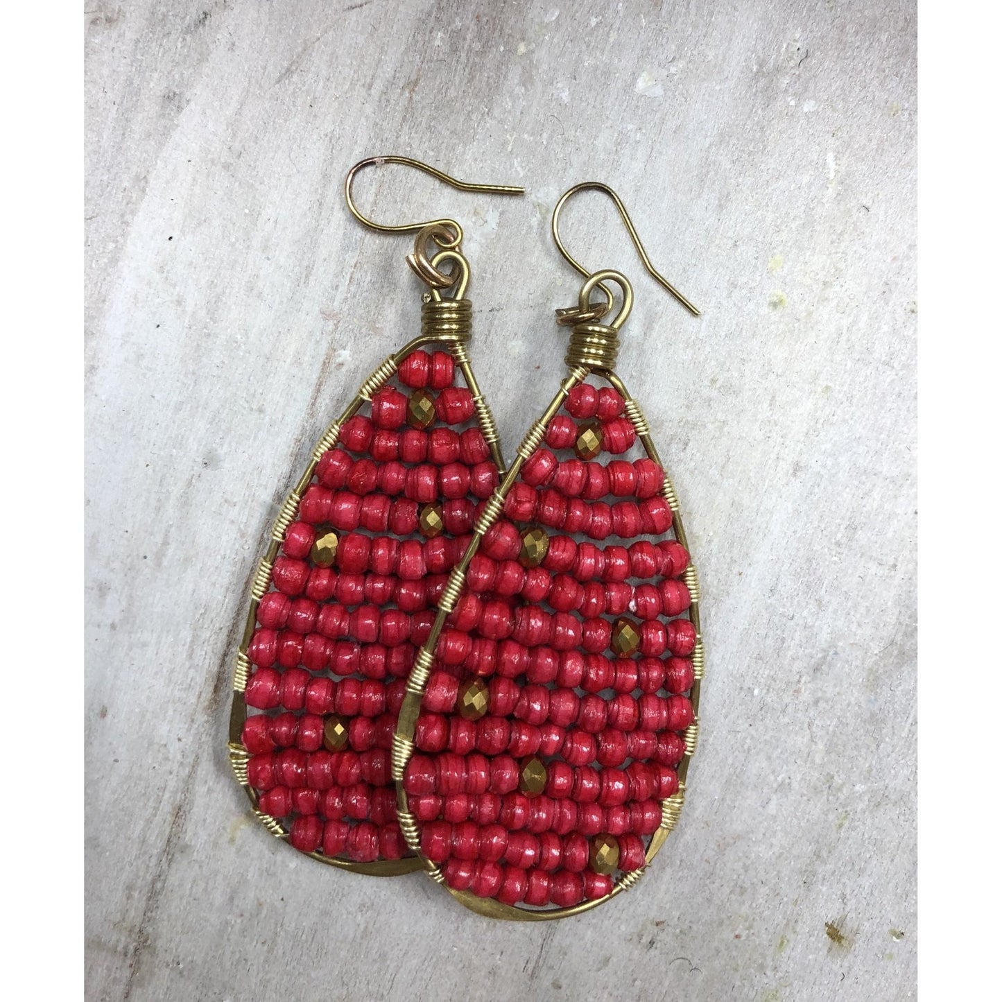 Plump Petal Earrings - Global Hues Market