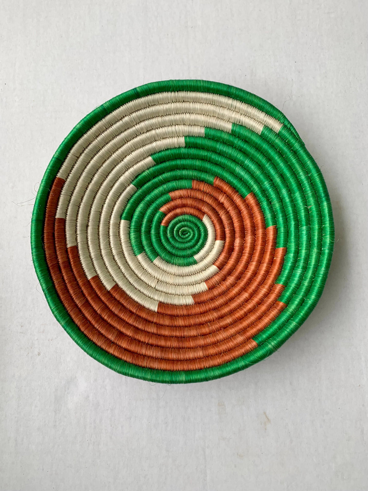 Rwanda Tonga Baskets: Pink Star Cream + Cranberry Accents