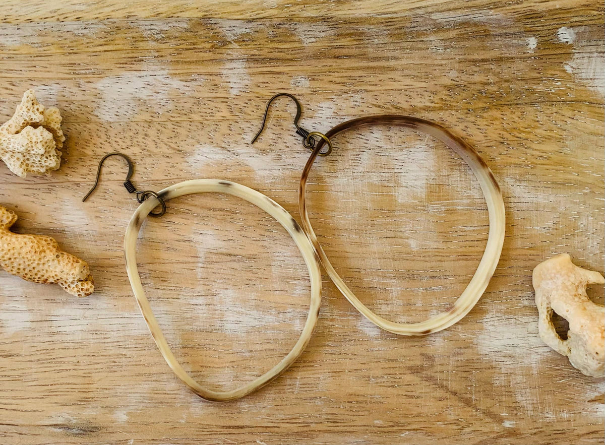 Ankola Horn Hoop Earrings (without wirewrap): Dark Version = Black - Brown