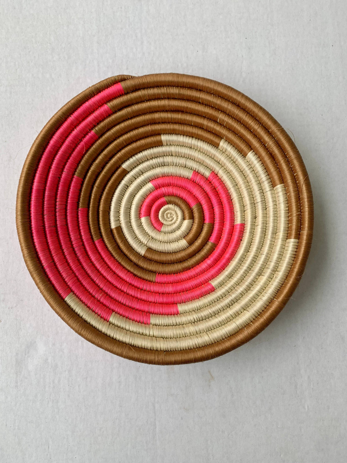 Rwanda Tonga Baskets: Khaki Star Burnt Orange Accent
