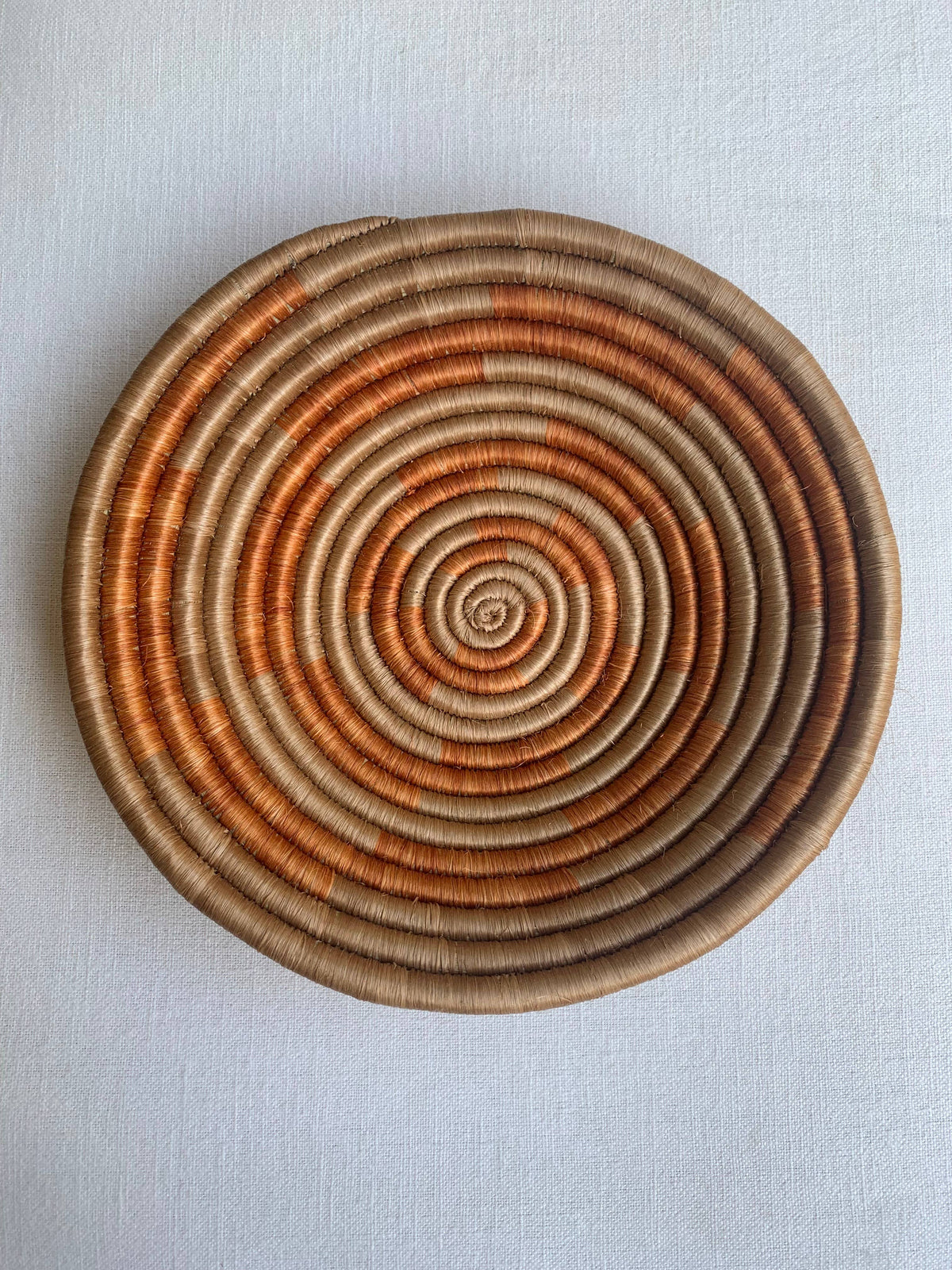 Rwanda Tonga Baskets: Khaki Star Burnt Orange Accent